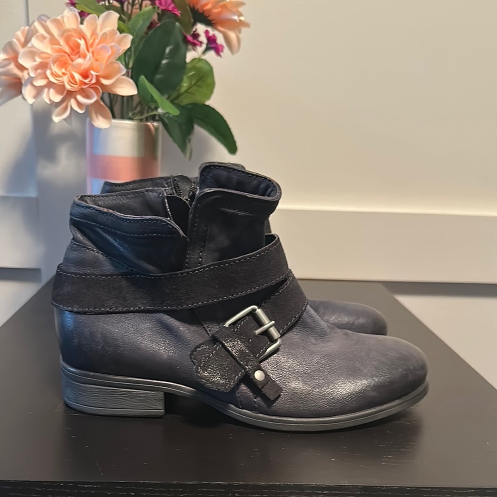 Miz Mooz Boots